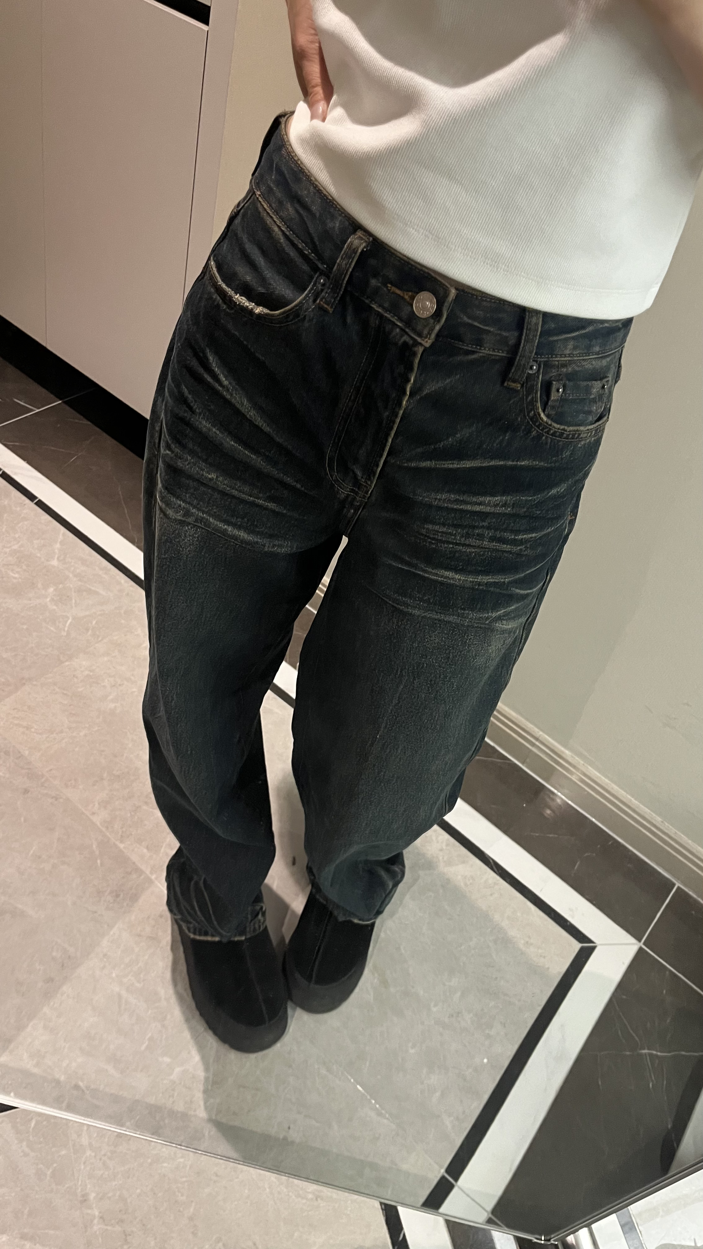 百搭牛 复古做旧休闲阔版高腰牛仔裤