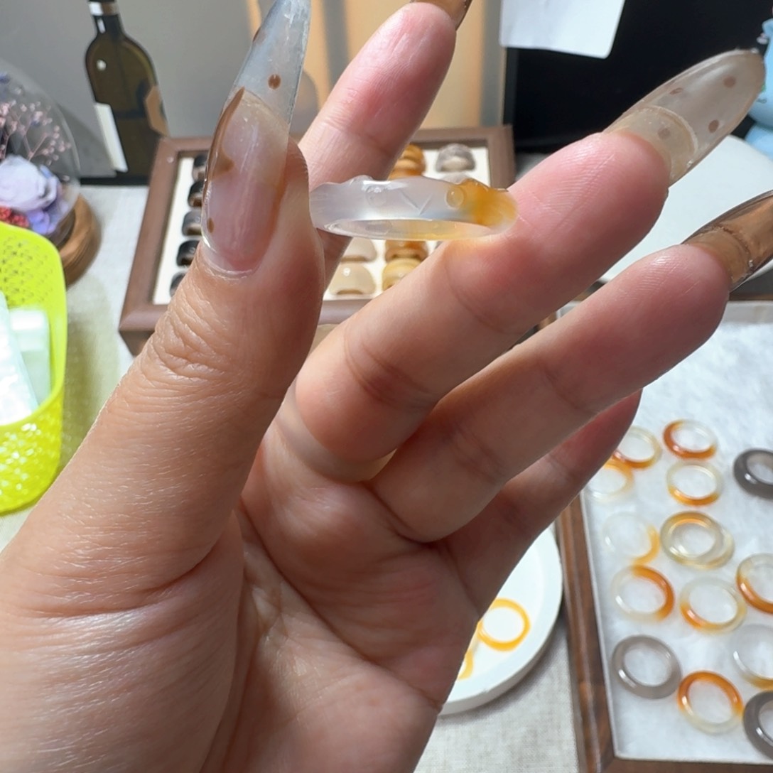 未镶嵌戒指玛瑙/玉髓517港13