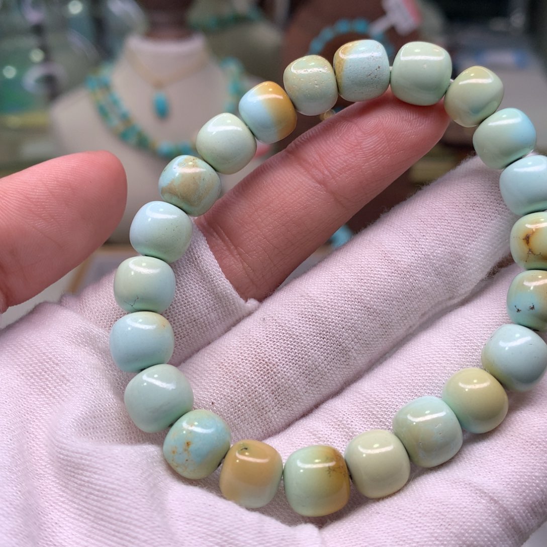 绿松石配饰未镶嵌