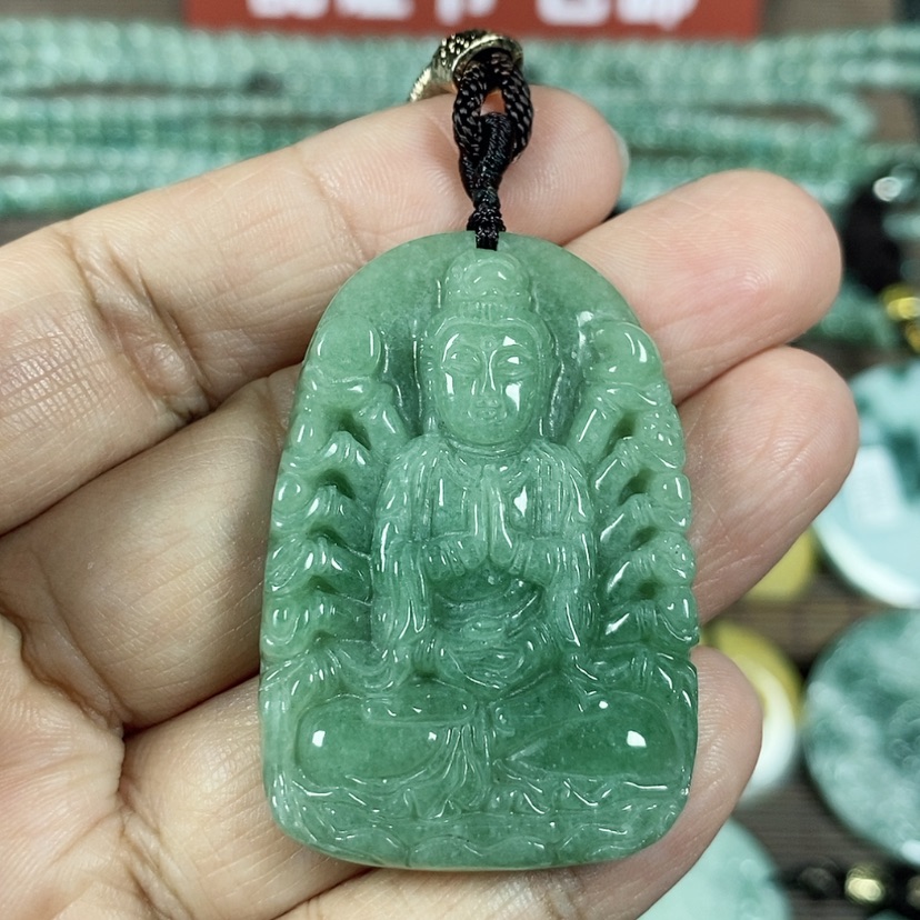 【闪购商品】翡翠颈饰未镶嵌玉吊坠翡翠玉千手观音