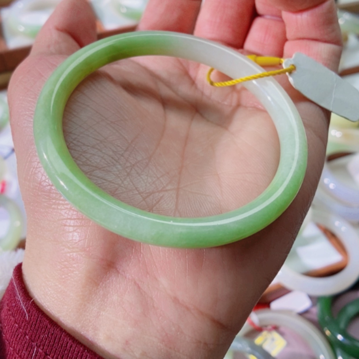 【闪购商品】未镶嵌手镯和田玉（翠青玉）