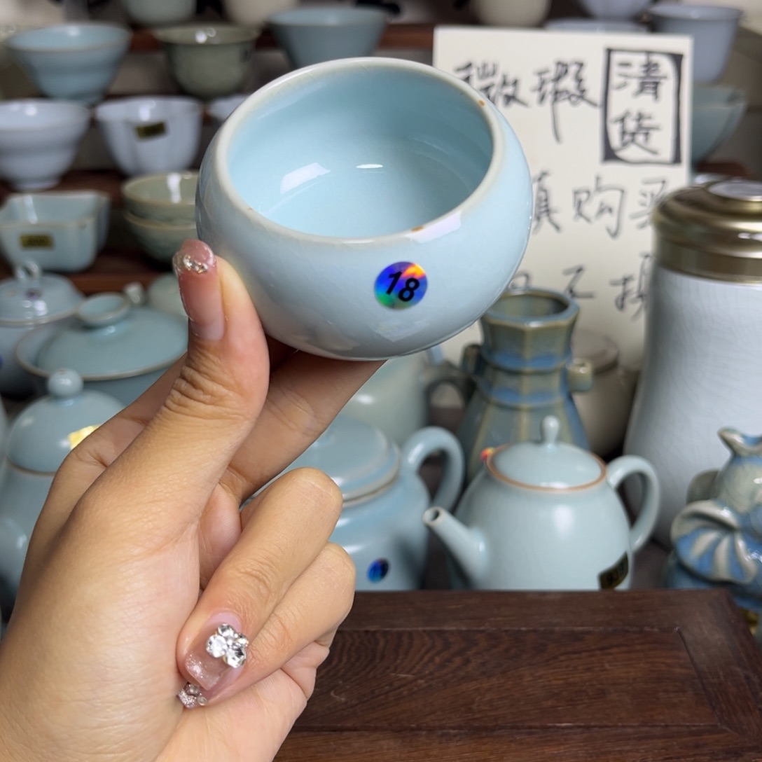 摆件18哈哈哈哈哈哈哈微瑕