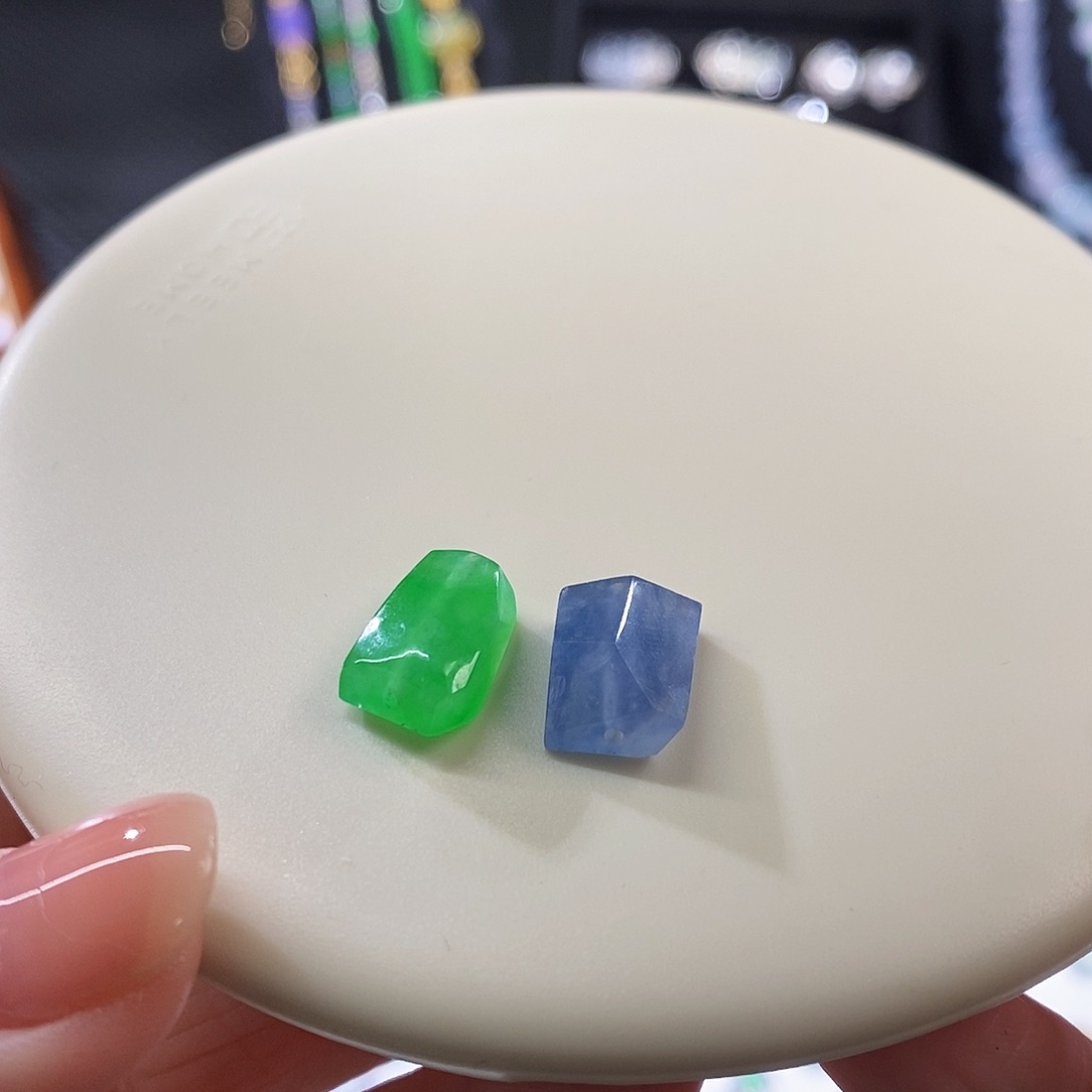 翡翠把件未镶嵌随行