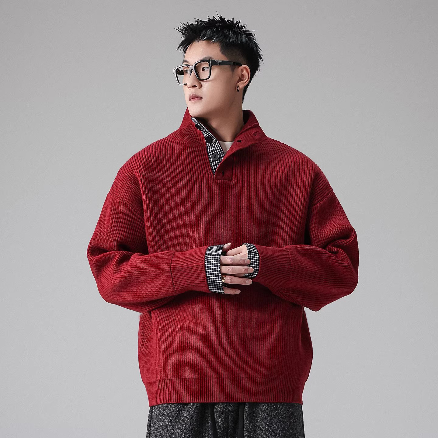 时尚老钱风假两件格纹拼接高领本命年红色毛衣冬季潮牌高级感男装