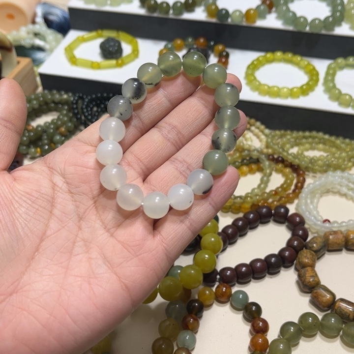 蛇纹石玉未镶嵌手链卡12