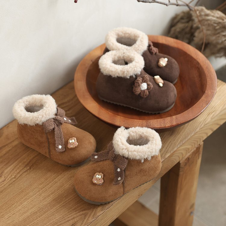 女宝宝学步鞋冬季加绒保暖棉靴婴儿公主鞋软底短靴小童加厚棉鞋
