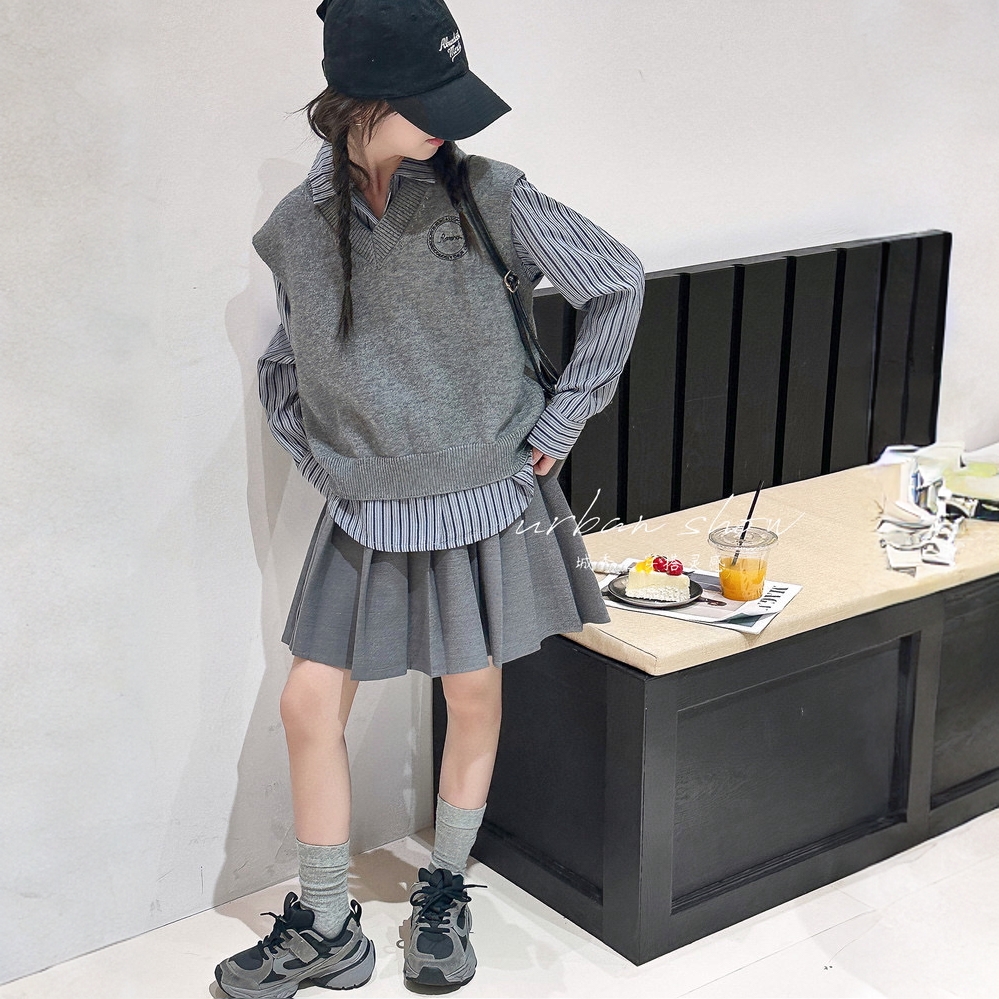 童小乖NL&77723条纹衬衫马甲裤子三件套装