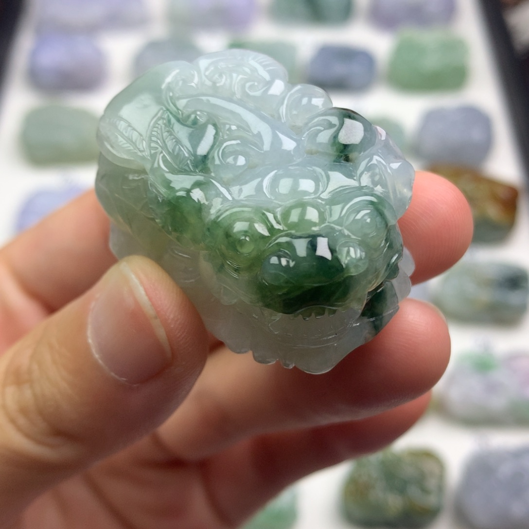 翡翠未镶嵌吊坠(不含链)天然缅甸翡翠貔貅吊坠