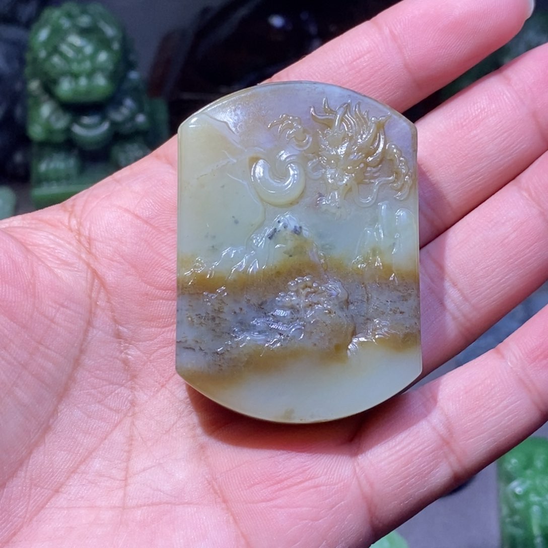 和田玉颈饰未镶嵌