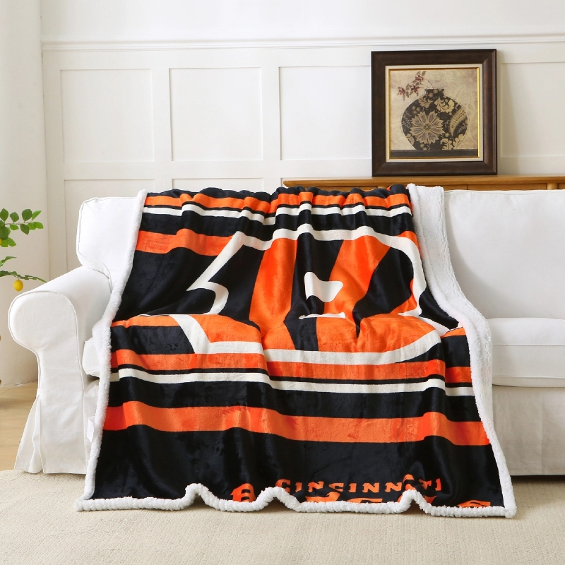 四季毛毯精品绒毛毯外贸出口捡漏不掉毛加厚印花双层双面午睡毯