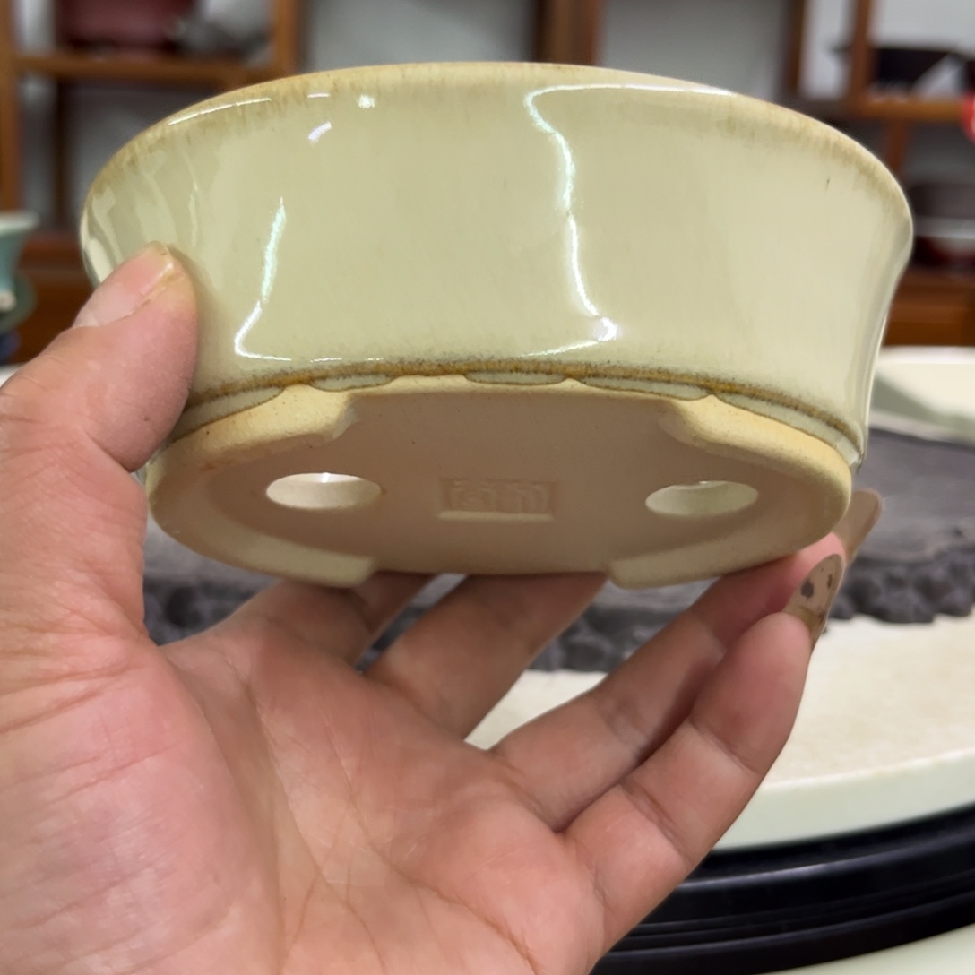 紫砂花盆瑕疵4-11-9。。。