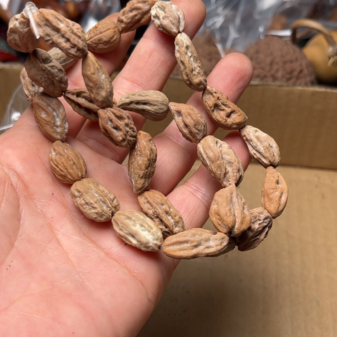 手串文玩核桃瑕疵36