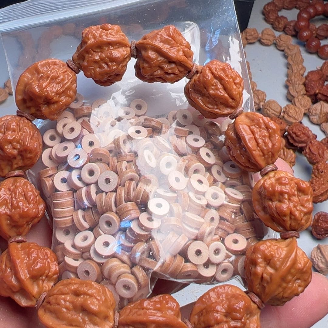 吊坠猴头核桃?****?金蟾牛隔片2 0个