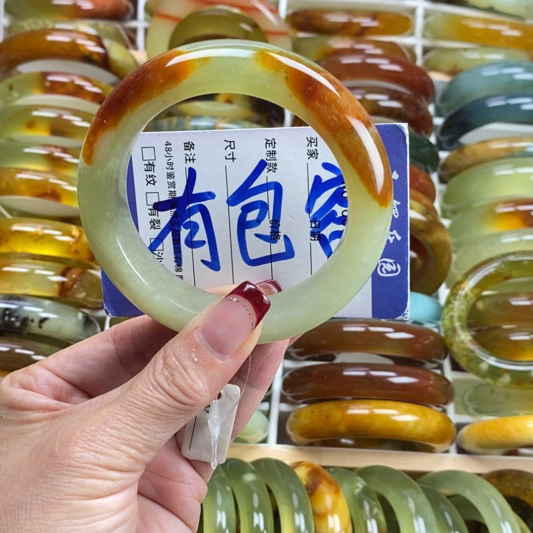 未镶嵌蛇纹石玉手镯