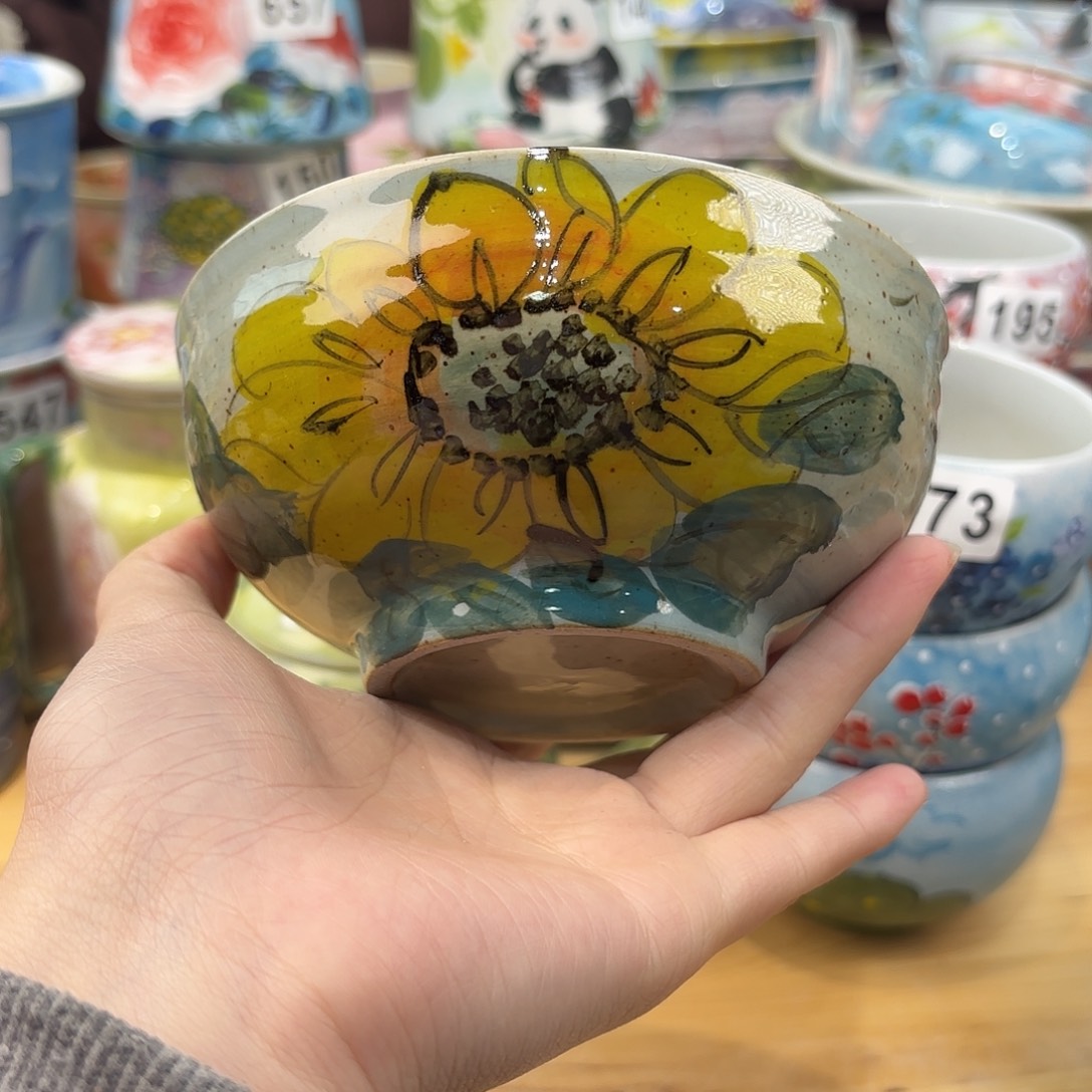 瓷片兔兔好可爱呀打