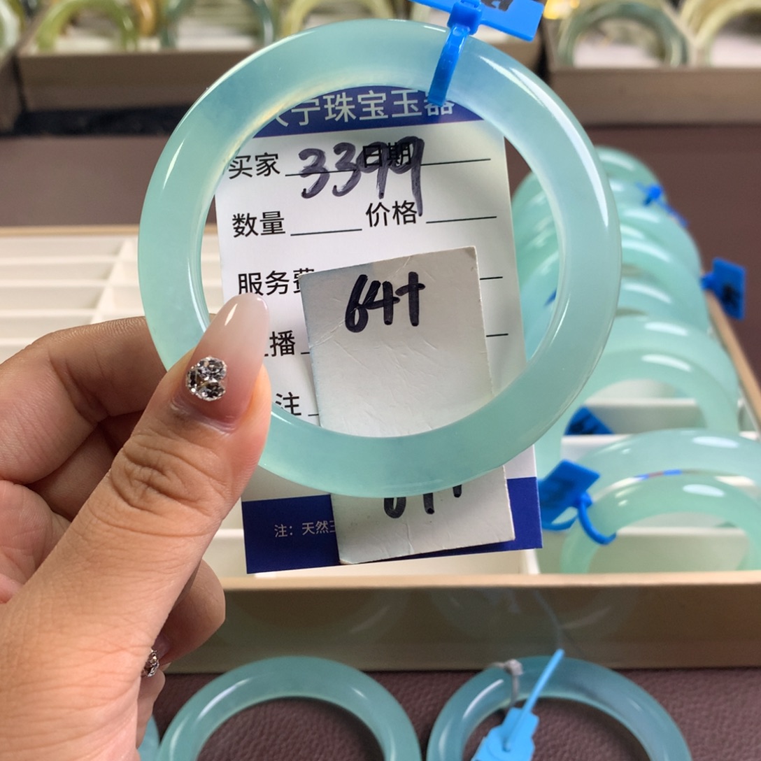 蛇纹石玉未镶嵌手镯3399