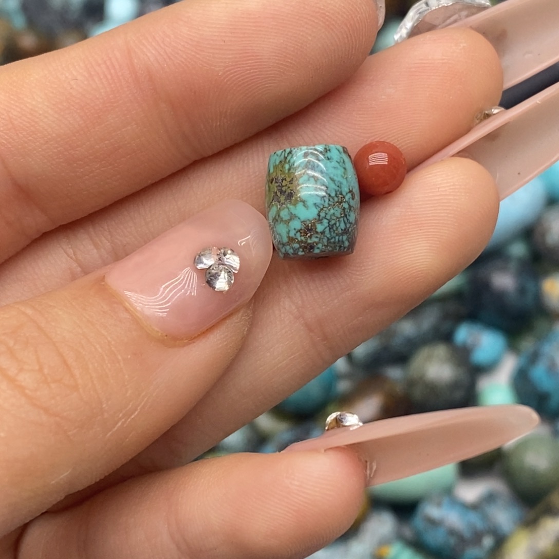 南红玛瑙未镶嵌珠宝奇石