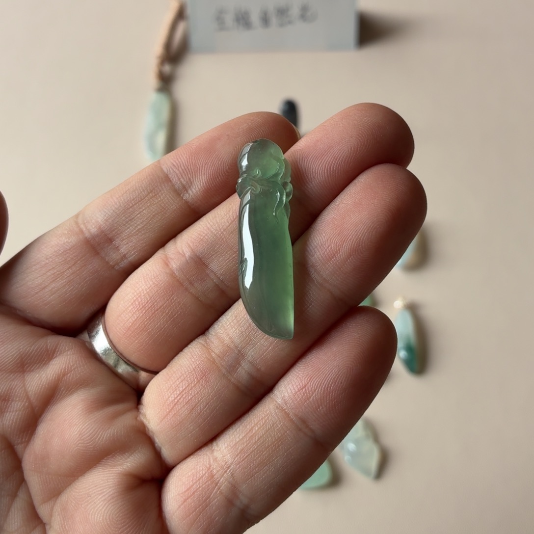 定制翡翠未镶嵌天然缅甸翡翠A货