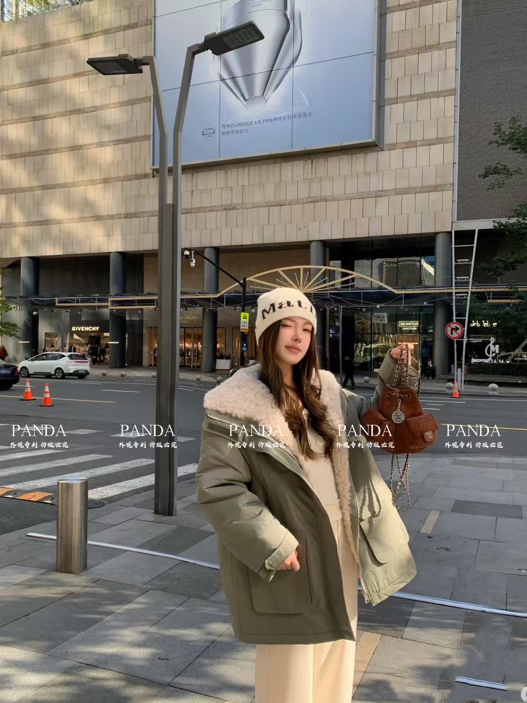 巷里女装店新款外套