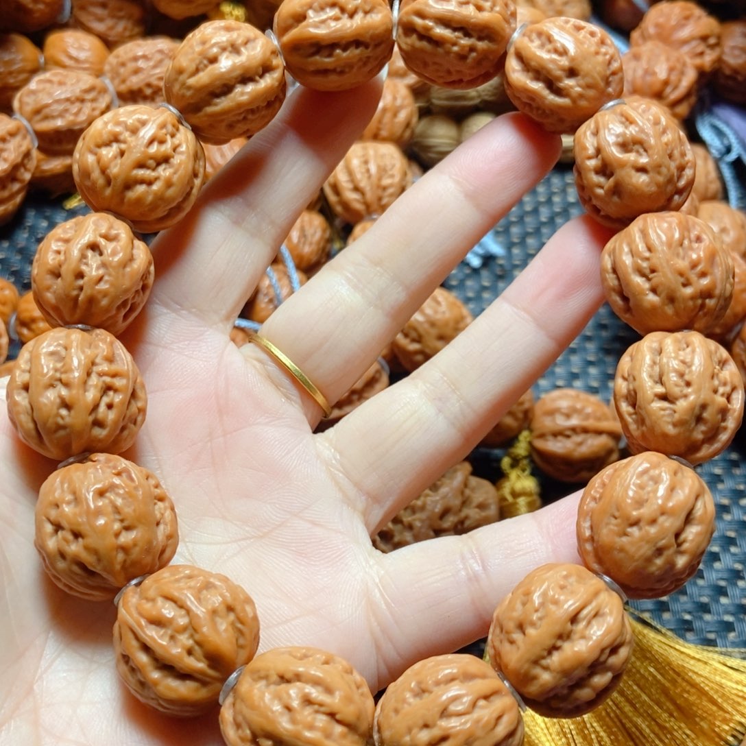 文玩核桃手串京八棱