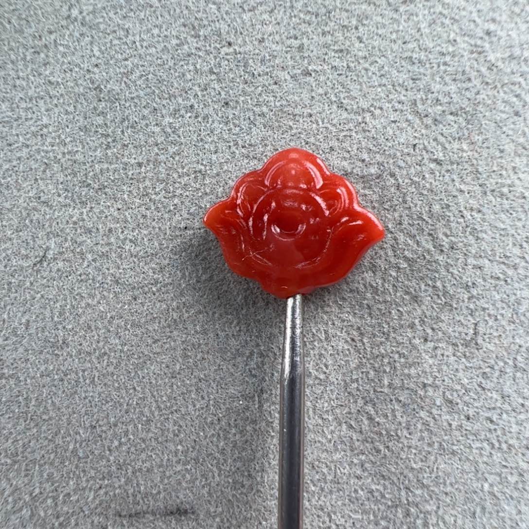 南红玛瑙未镶嵌（莲花背云11*14mm