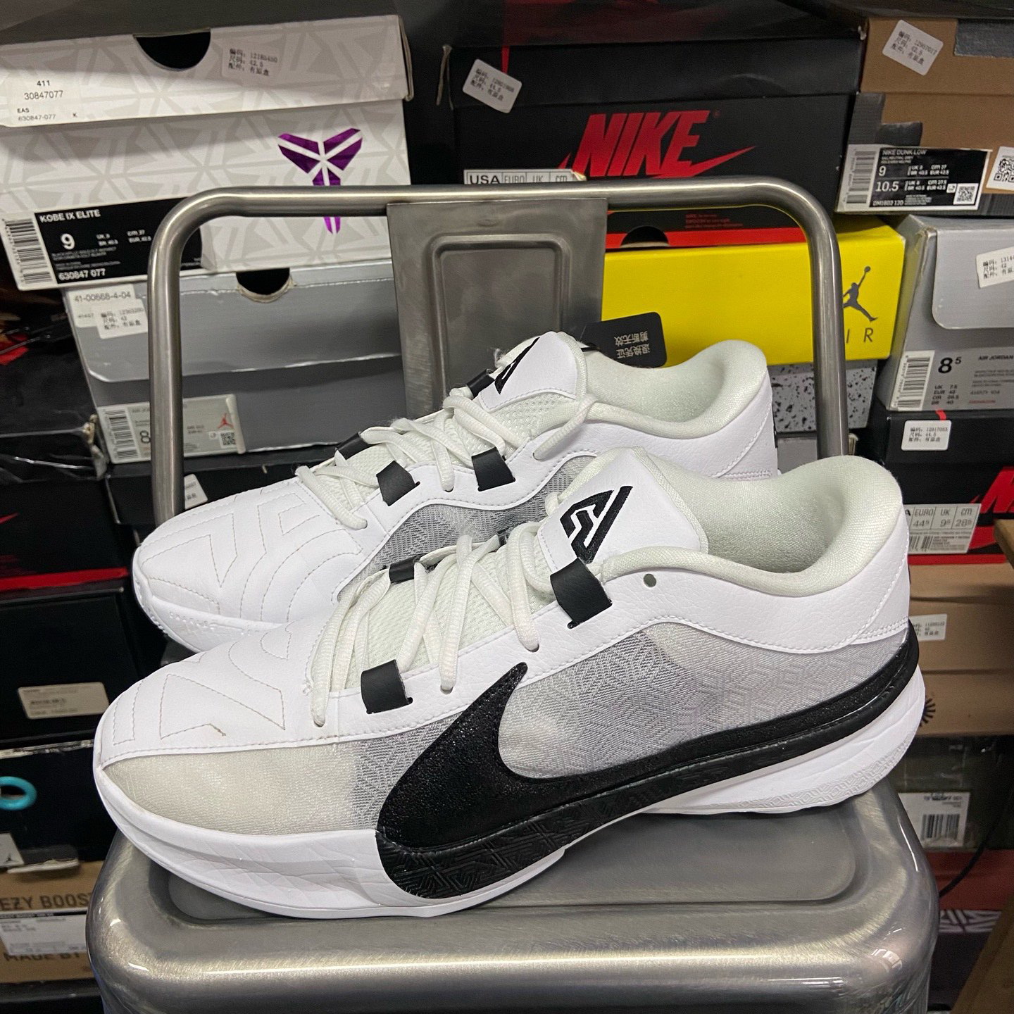 95新 MM6 44.5码 有原盒 字母哥5 freak5 白黑 14172307 