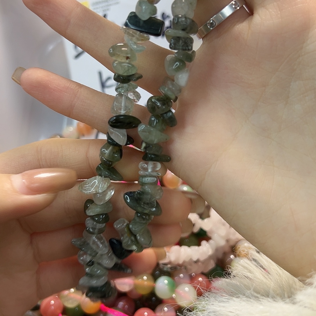 玛瑙/玉髓合金珠宝半成品绿发晶碎石一条成品