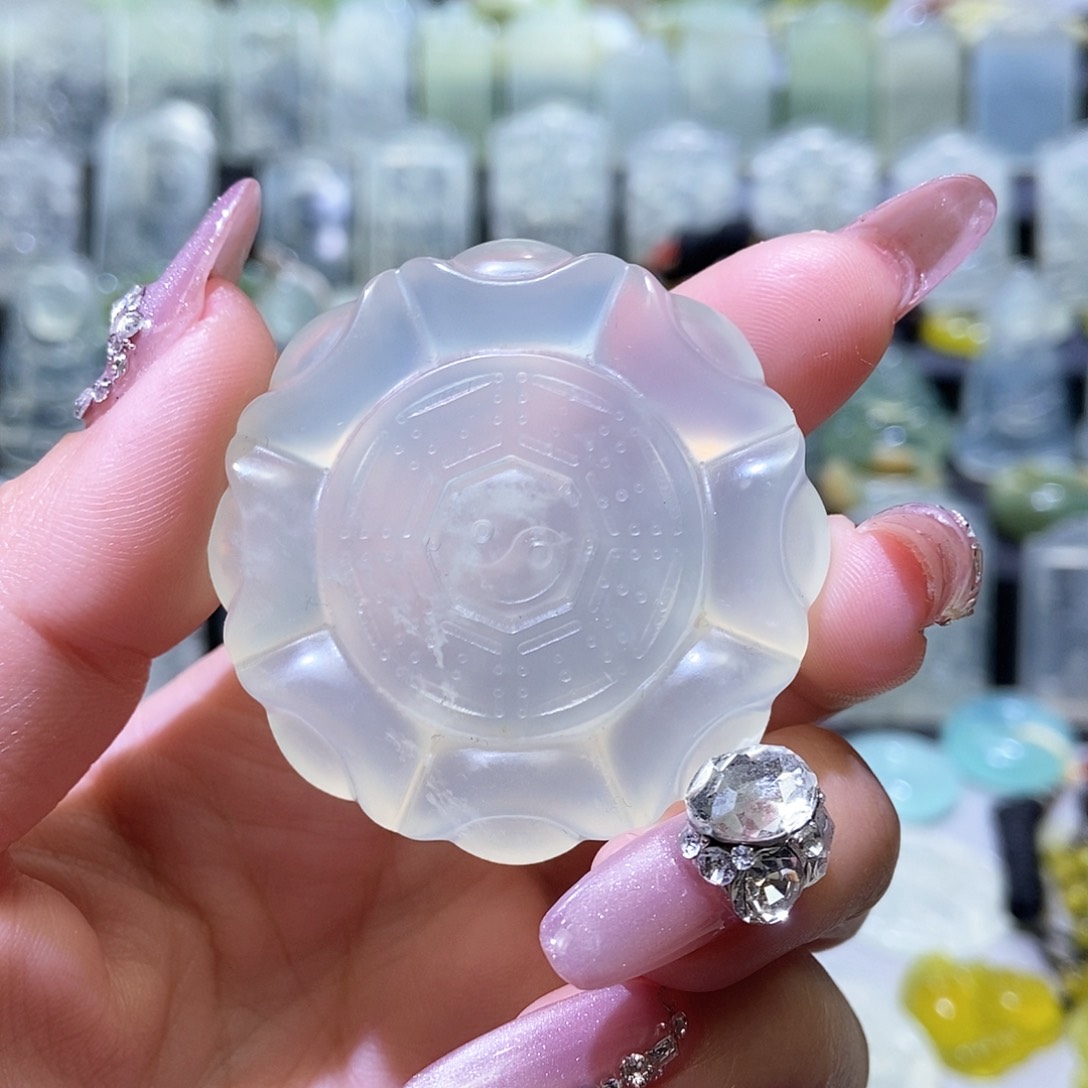 岫玉吊坠未镶嵌吊坠