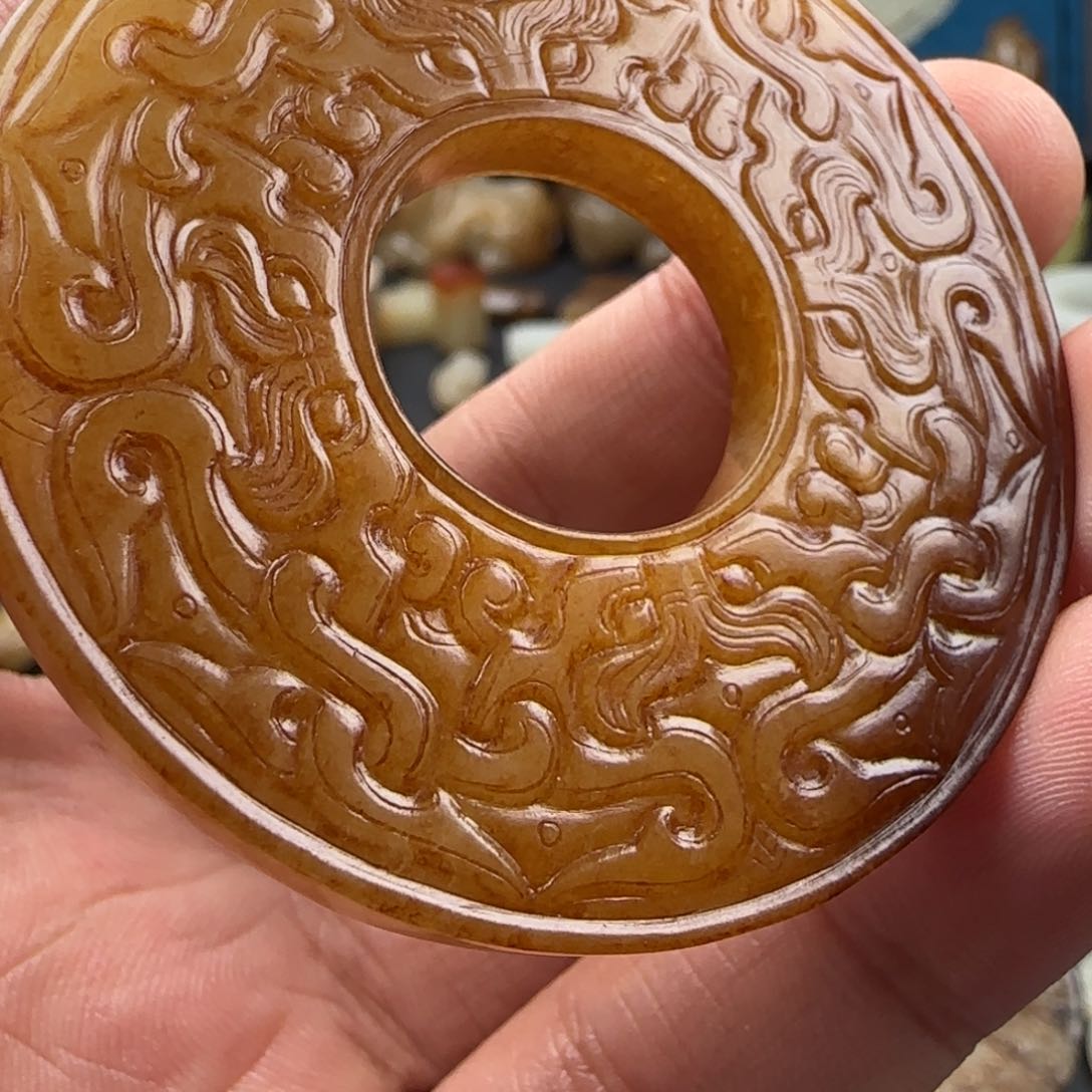 和田玉颈饰未镶嵌皮****粥