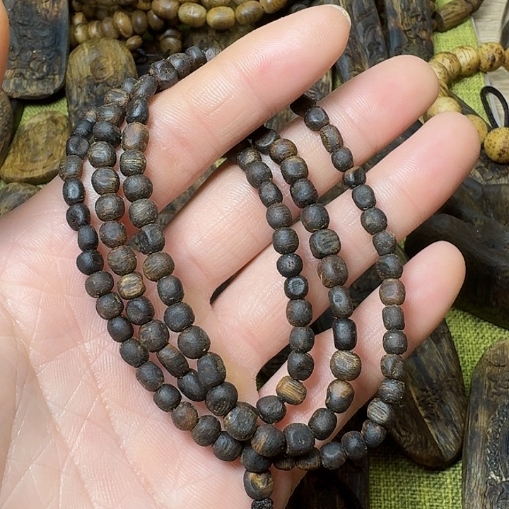 沉香手串?**?沉香沉水板头0509发一