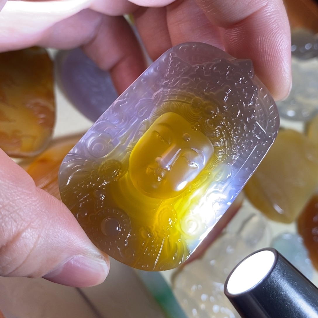 玛瑙/玉髓未镶嵌颈饰玛瑙渡母观音