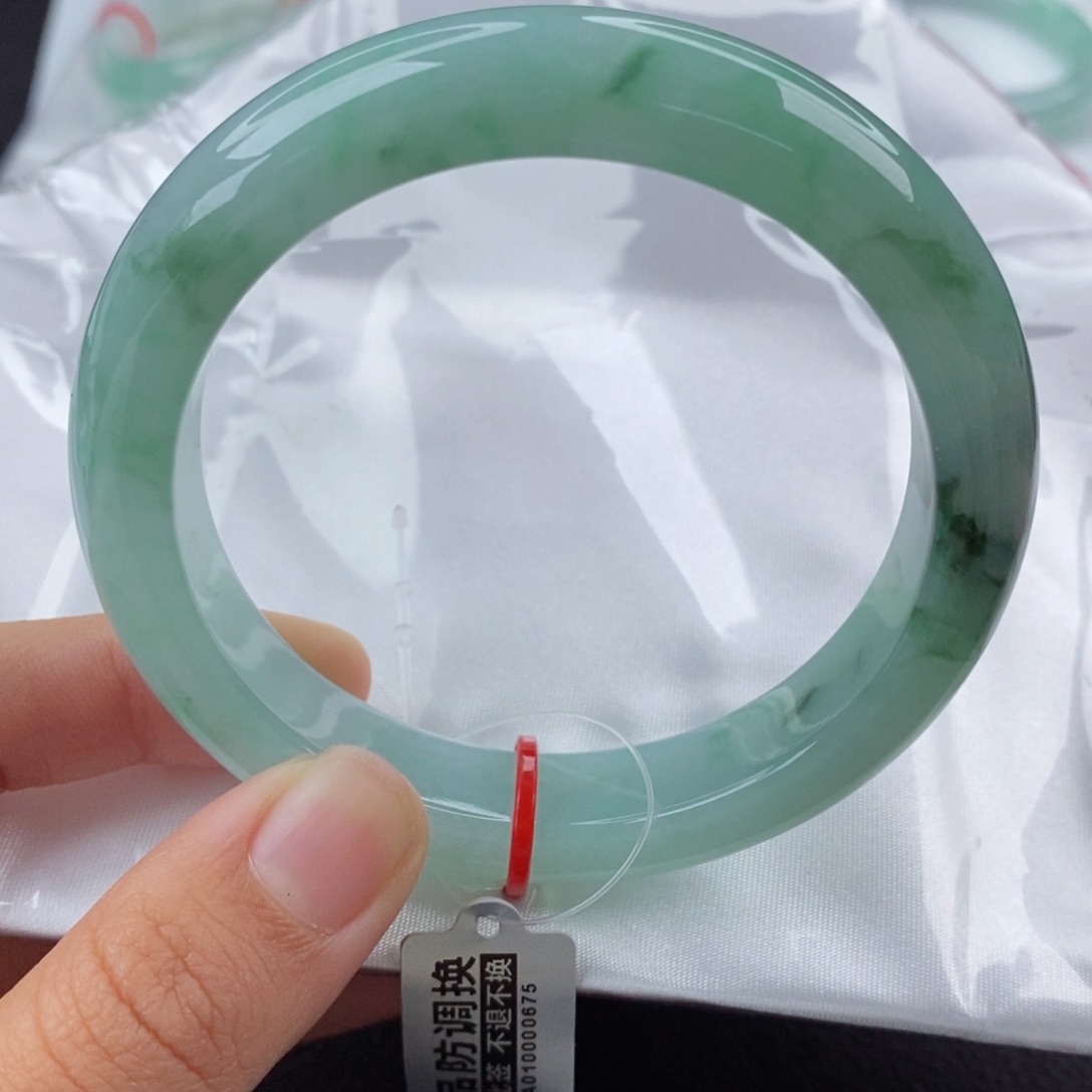 翡翠手镯未镶嵌58.2正圈