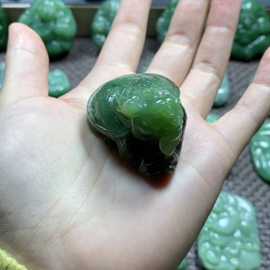 【闪购商品】颈饰未镶嵌和田玉