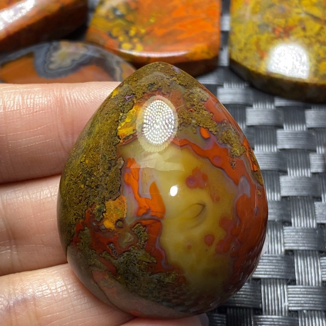 玛瑙/玉髓挂坠未镶嵌