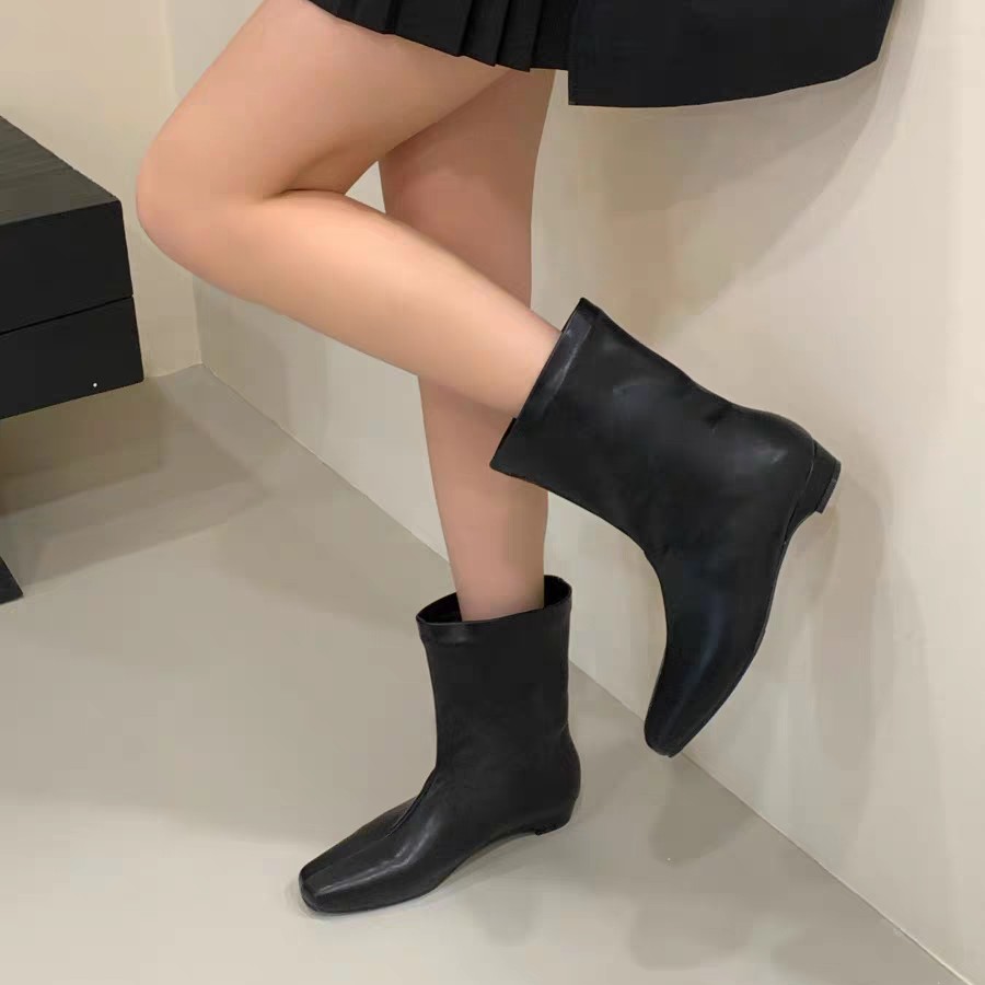 C3188-2复古风简约方头粗跟短靴女新款百搭软皮舒适套筒时装靴