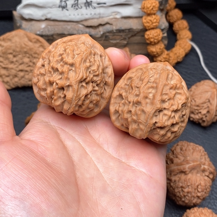 文玩核桃吊坠尺寸40蓟县元宝