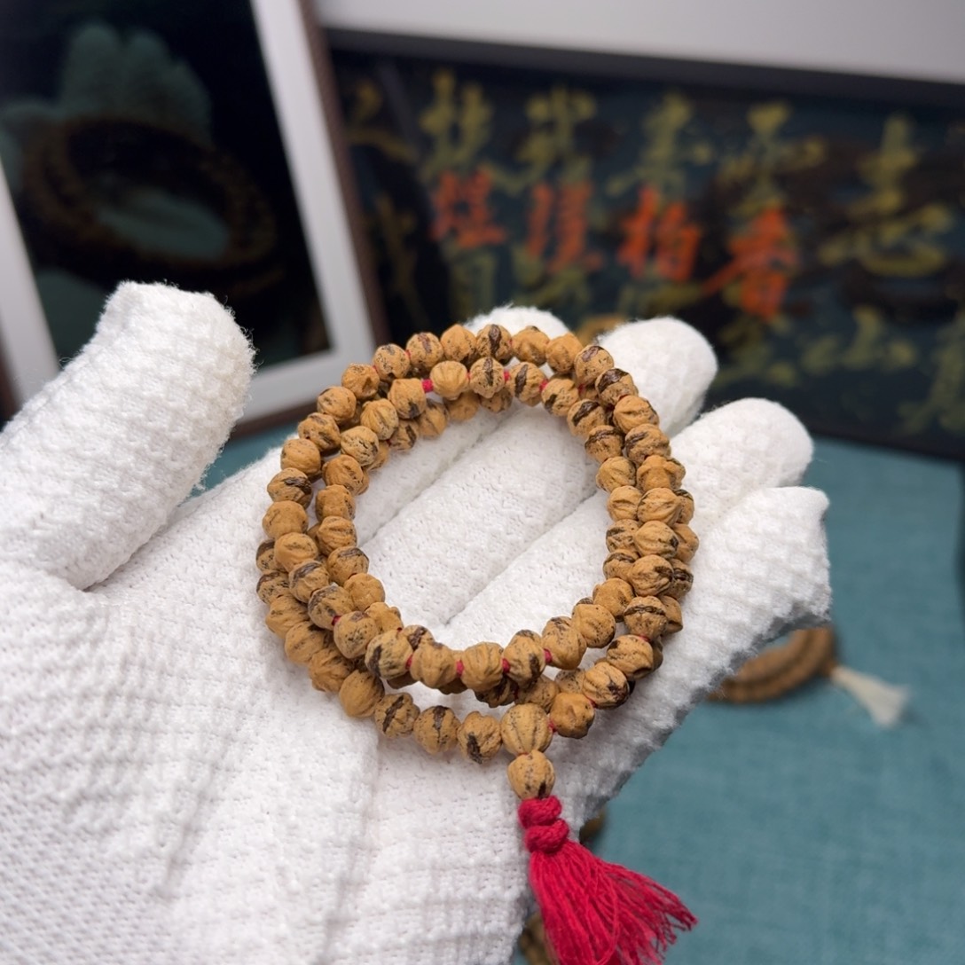 柏香籽/百香籽吊坠吴**击