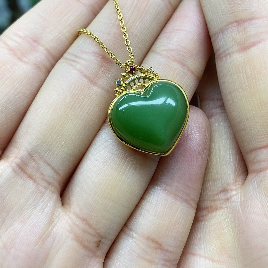 【闪购商品】和田玉（碧玉）颈饰18K金镶嵌