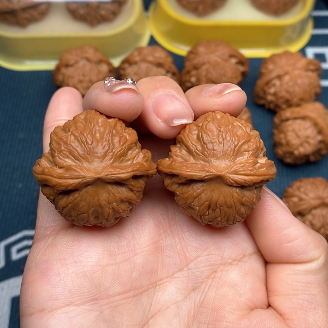 吊坠文玩核桃龙胆35