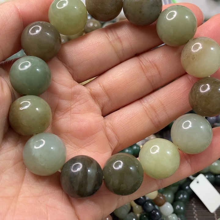 和田玉手串未镶嵌