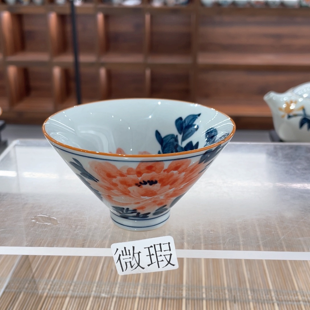 釉下手绘茶具微瑕