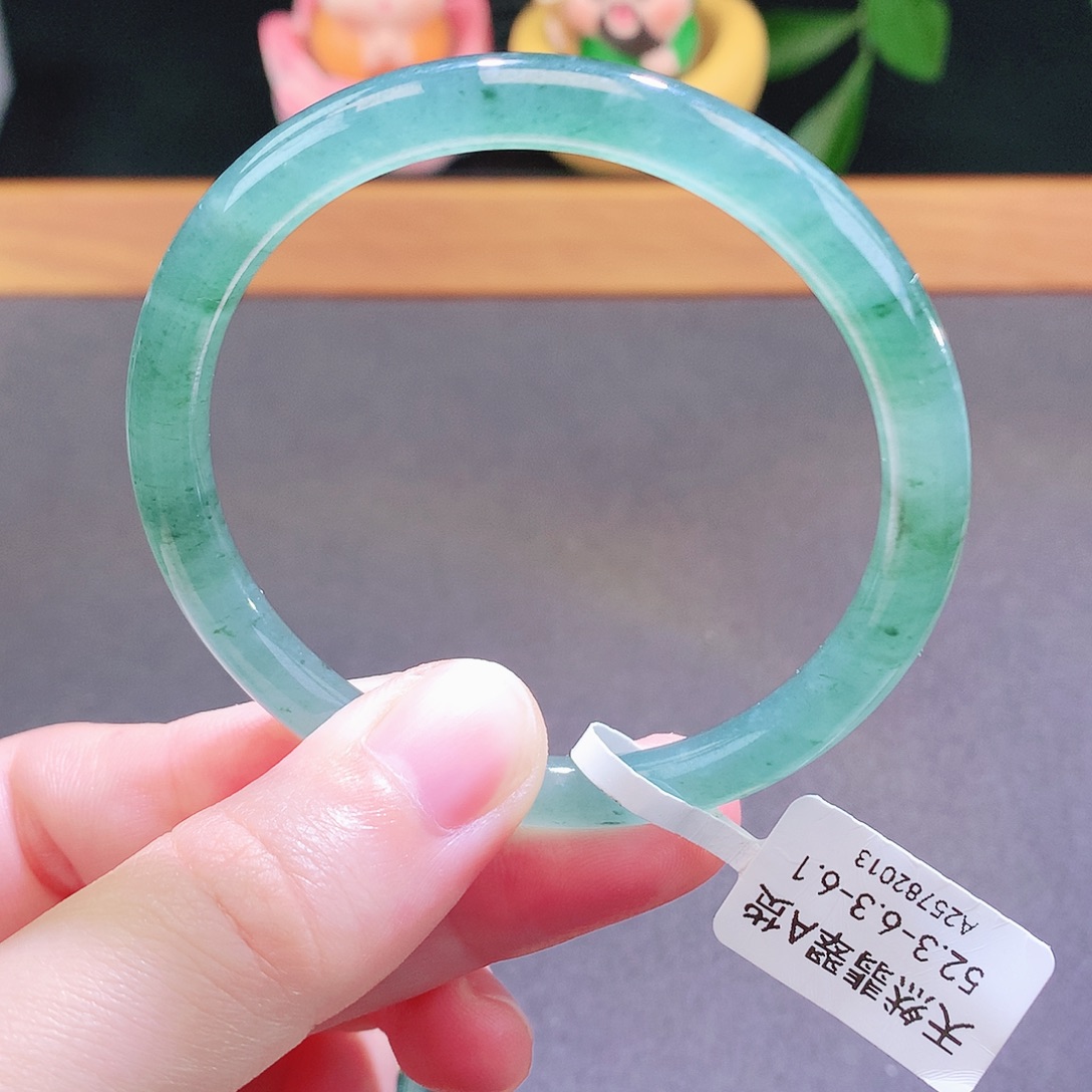 翡翠未镶嵌手镯天然翡翠