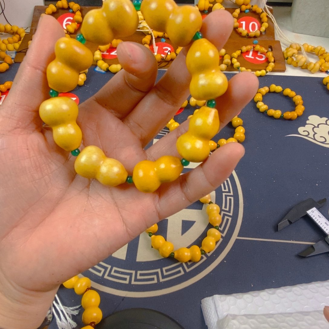 银S925仁**业158a a a a