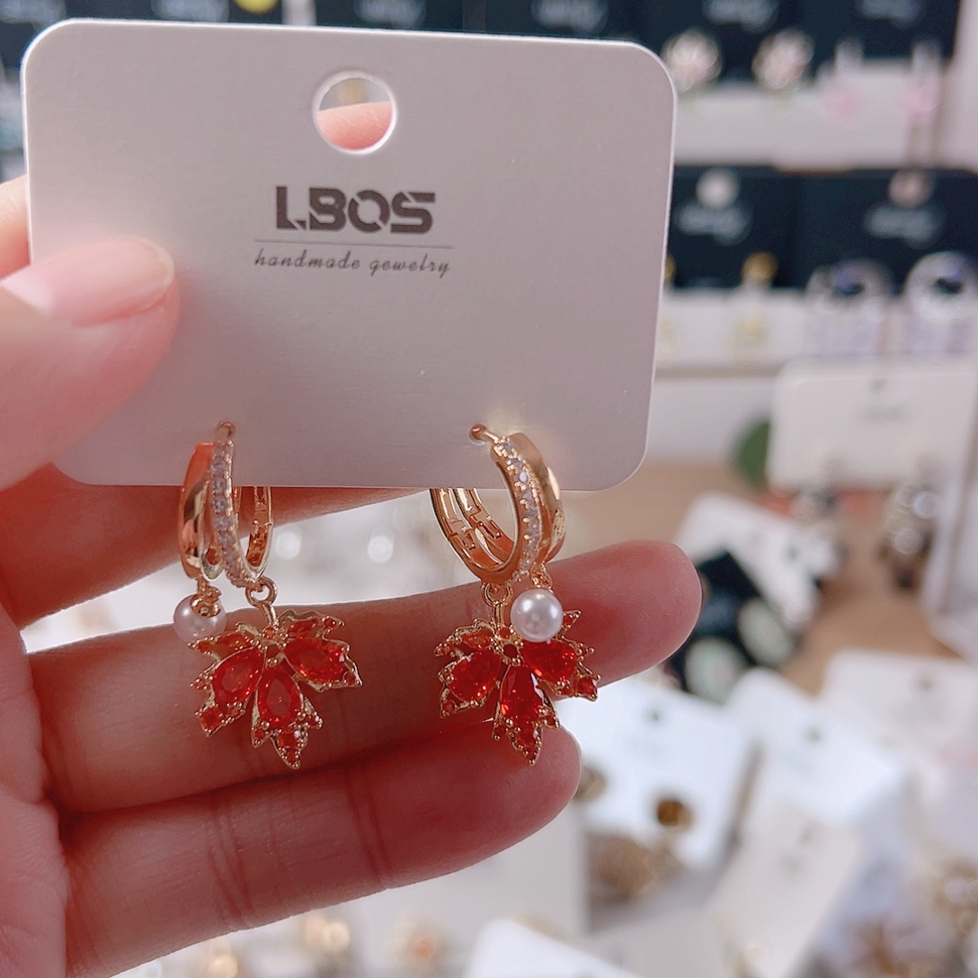 锆石纯铜合金耳环的