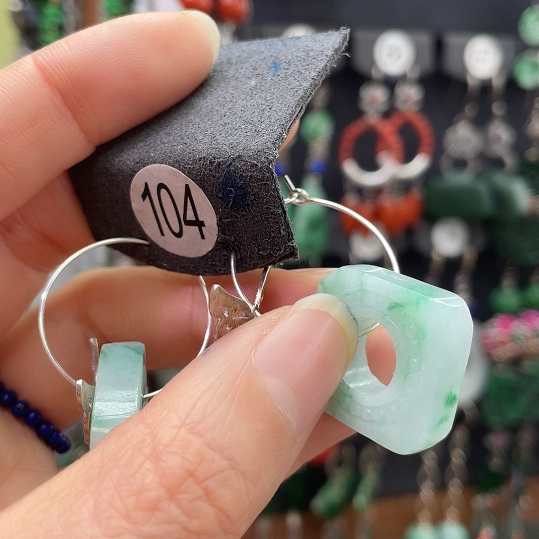 @***声翡翠未镶嵌耳饰394hjjhh