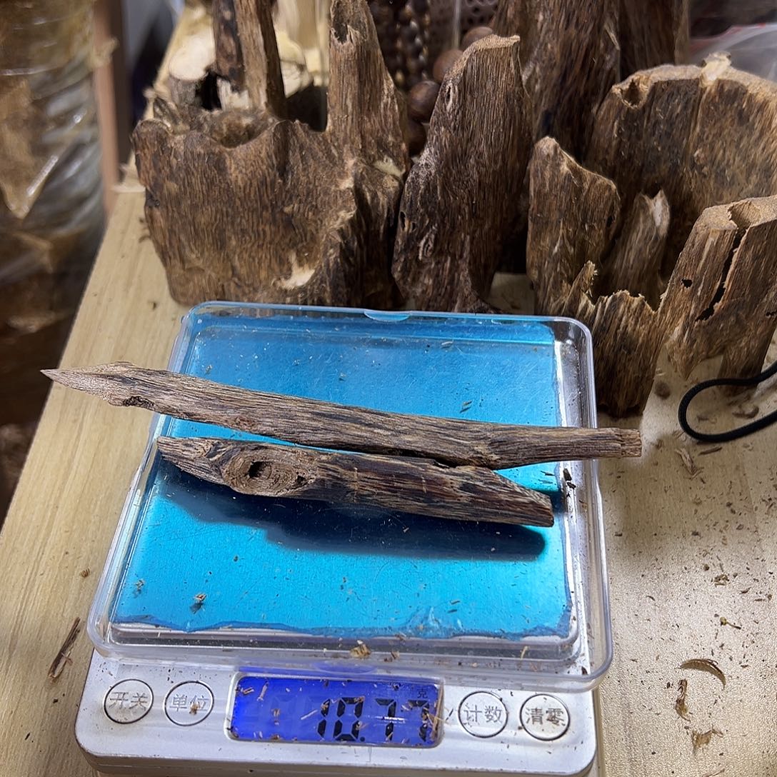 香料绿奇楠虫漏10克白棋