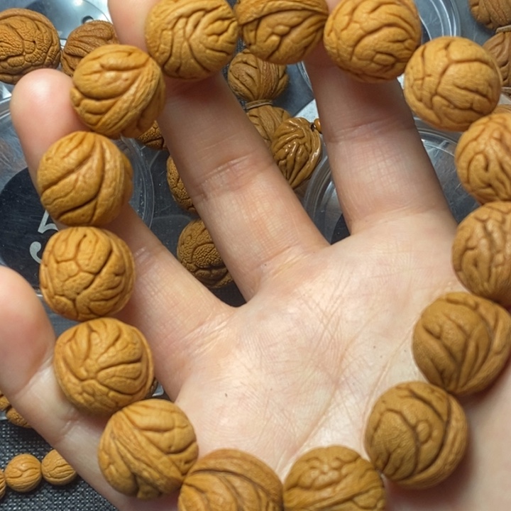 吊坠桃核秦岭山野生桃核