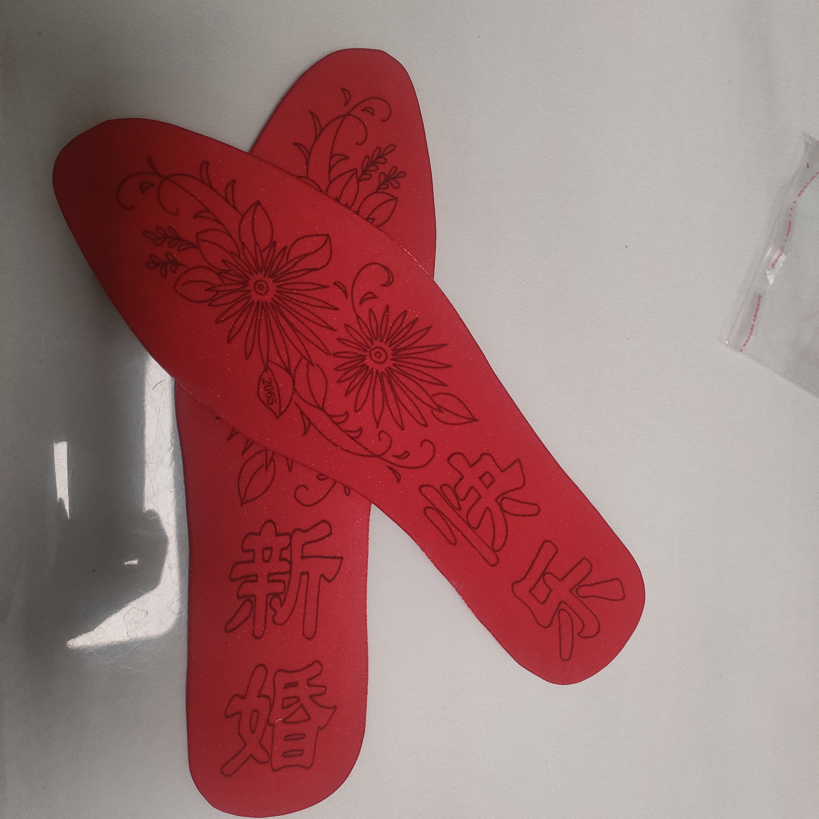 纯手工纯棉刺绣鞋垫半成品图案吸汗透气绣花鞋垫带线送顶针
