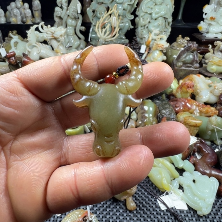 和田玉挂件未镶嵌