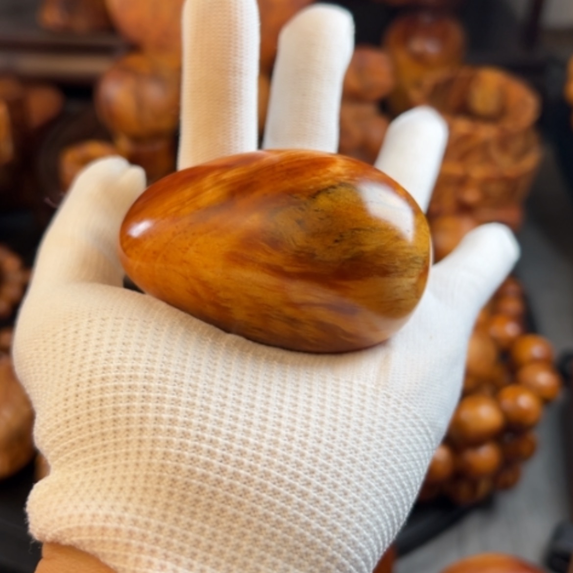 【闪购商品】松木（琥珀木）把件